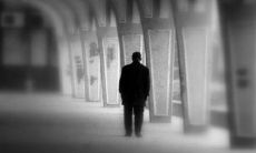 离别之际，用于表达者深情告别的诗句和富有美感的句子