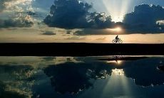 纪念烈士无尽情怀，感恩自古赞颂的烈士诗句之美！