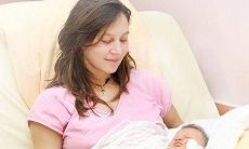 领导发短信祝贺员工生娃的感人举动：感动全场的员工接收到领导的问候和祝福！