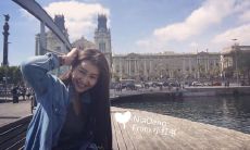 一些让女生感到快乐且祝福的话语，可以表达她们的心情