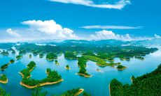 湖泊的美丽和神秘：探究湖泊所启发的诗句及其含义