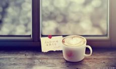 感人至深，兼具亲情与爱的情感，并且流露出难以割舍的不舍之情的句子