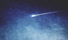 如何通过发送有品质的问候短信来有效地优化与领导的关系？