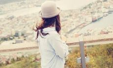 描述自信和坦然心态的句子，毫不后悔