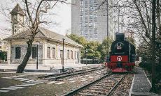 以文艺之道为座右铭：探索美的异彩纷呈、抒发情感与思考的源泉