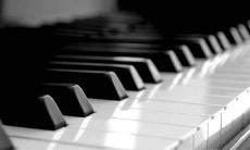 深情爱情经典人物名言集锦：闪耀于心灵深处的警句与箴言