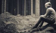 探寻孤独与心痛的深层含义：令人动容的独自言语