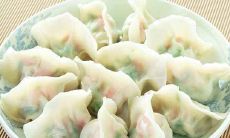 在冬至这个神圣而难忘的日子里，为您呈现一系列优美动人的句子，让您感受到这个重要节点的独特魅力