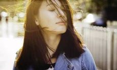 如何用有力的语言让女朋友决定离开我并不带任何后悔之情？