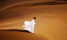 在生命低谷中振奋自己的灵魂：带着希望的励志句子来助你渡过绝望的时刻