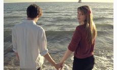 一些的：优美简短的表达爱情的句子，让你感受浓浓情意