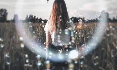 一些让我们内心感到痛苦的句子，让我们感受到复杂人类情感的深度