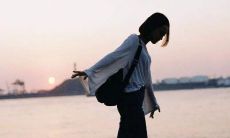 在失恋后产生的愧疚和后悔感所表达出的破碎心境的痛苦状况的句子