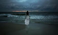 没有形容一个人失望的句子，甚至可能需要一个更加详细和描述性的标题来表达类似的感受和情绪。例如：“如何用词语和表达来有效地描述和传达对某人的失望？”或“对某人失望的复杂情绪和情感该如何处理和表达？”这些标题更加准确地表达了主题，同时也更加详细地描述了感受和情感的复杂性