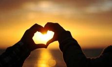 清晰易懂的爱情语句：轻松传达情感的简短句子