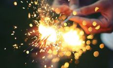 赏识烟火美景：精选优美的关于烟火的句子