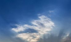 建议：如何撰写养生主题的深秋早安问候短信？