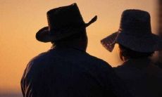 一堆让人感激涕零的话语：展现感恩之心的句子集锦