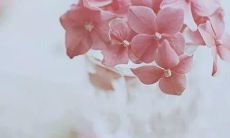 深切触动内心的痛苦文字：短短一瞬间带来的心灵折磨之语