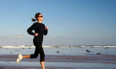 如何在日常生活中维护健康的身体和心理：一个关于爱护身体的长篇座右铭