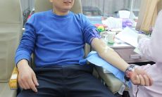 提倡多数人行善献血，为社会和世界带来积极影响的呼吁口号