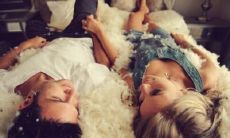 在凌晨时分沉浸在哀伤和痛苦中的心情宣泄——一系列深夜悲戚说说