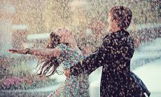 精选的关于爱情的名人名言及经典语录，感受爱情的真谛和深度情感的力量