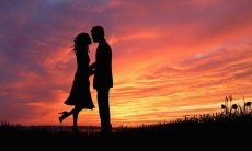 浓情蜜意的情人节句子，让你表达深情款款的爱意