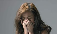 没有办法，只能用距离来聚集少数人：寥寥无几的人聚集的无奈句子