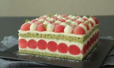 一份真挚朴实的生日祝福，由衷祝愿您快乐、健康、成功、幸福！