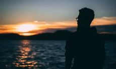 耐心等待，期盼那些美妙优美的语句绽放于眼前