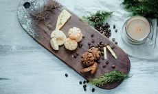 探讨亲情、爱情、友情等人际关系中利益因素的影响与作用：一个关于亲情利益的深度研究