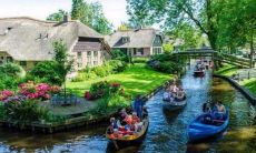 虽然疲惫不堪，然而内心充满喜悦的句子