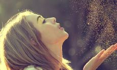 令人感动落泪的深情浪漫爱情句子大全，让你的爱情更加浪漫甜蜜！