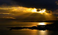 一百句关于阳光的美好描述：引领我们迈向温暖、希望与生命的光辉世界