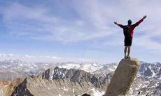 人生不应该只追求成功，而是应该追求让自己每一天都开心的生活哲学