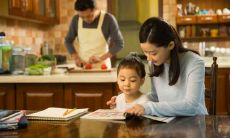 46句陪伴孩子完成作业的幸福感言，感受亲子时光的温暖与美好