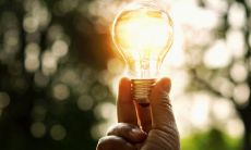 一句充满温暖和阳光的正能量句子