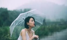 一些兼具猥亵与挑逗特质的惹人注意的撩妹口吻处理技巧