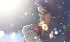 在寒冷的冬天送出温暖与爱的令人感动的句子