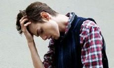 受过情伤后，感情失落无助的人们不禁痛苦诉说：我对爱情充满失望与绝望的心情