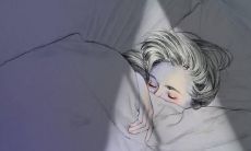 因睡梦中心痛而醒来的痛苦句子 - 体验深刻的醒来瞬间的描述