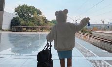 在回老家的路途中，我感到无比的快乐和兴奋：一段开心的心情句子