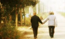 以感恩为名，铭记相逢的珍贵句子