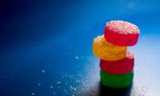 用心灵之笔述写幸福的亲情，流露内心真挚的感慨和情感交织的语言