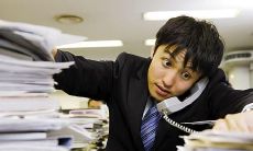 我忙得连枪毙都不知道是哪个国家的法律在执行！