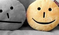 我对我的亲妹妹感到失望，她让我感到非常沮丧和心痛