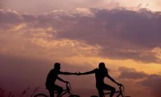 因为老公的言行，让我感到失望和心灰意冷，对他的不满和失望情绪深深漫延心头！