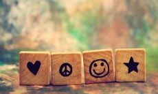 研究报告：探讨最新出现的优美句子，以拓展我们的语言世界观