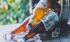 无法对生活感到满意的令人沮丧的描述